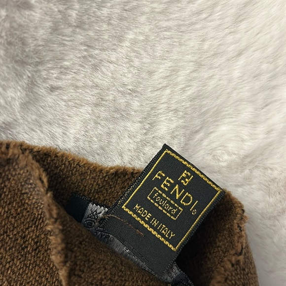 Fendi 💯 Wool Brown and Black fringe scarf unisex - Picture 5 of 13
